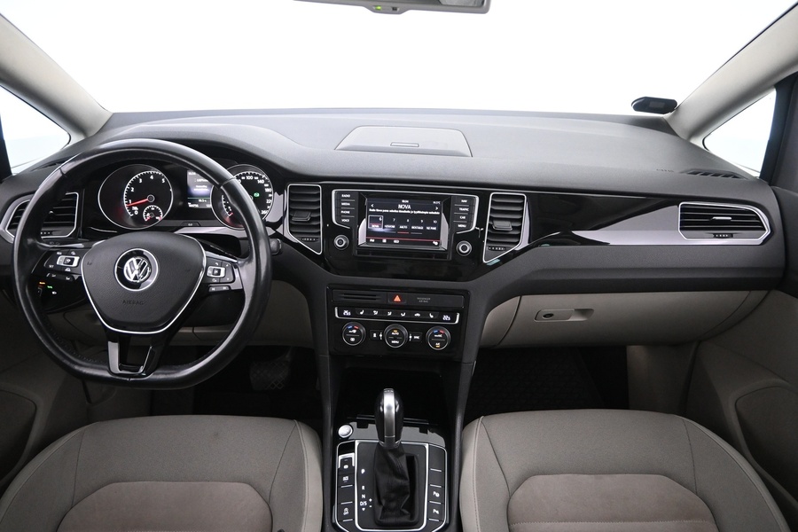 Volkswagen Golf Sportsvan vaihtoauto