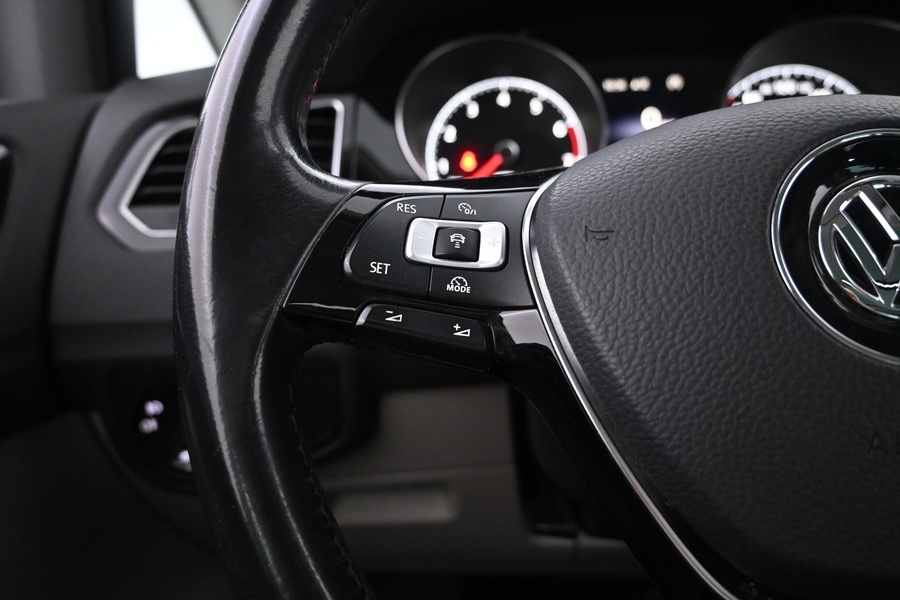 Volkswagen Golf Sportsvan vaihtoauto