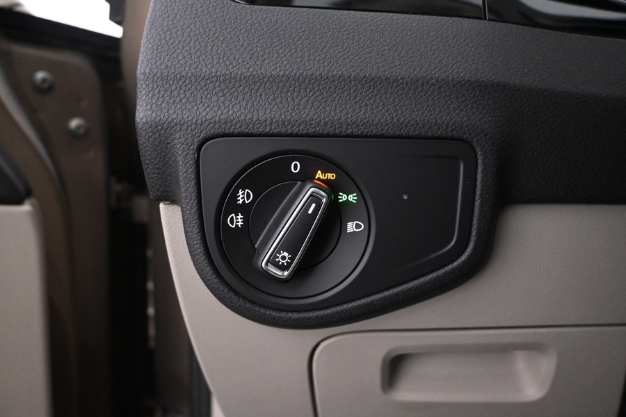 Volkswagen Golf Sportsvan vaihtoauto