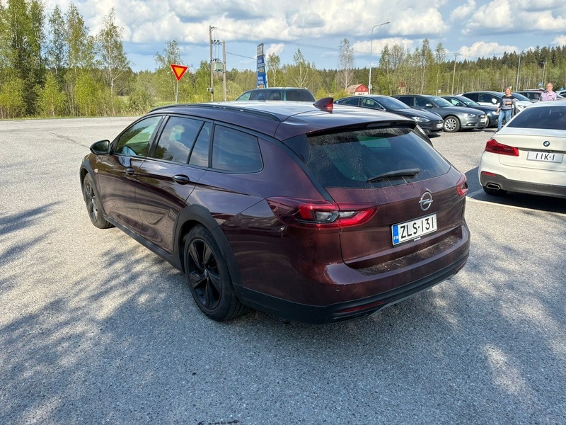 Opel Insignia vaihtoauto