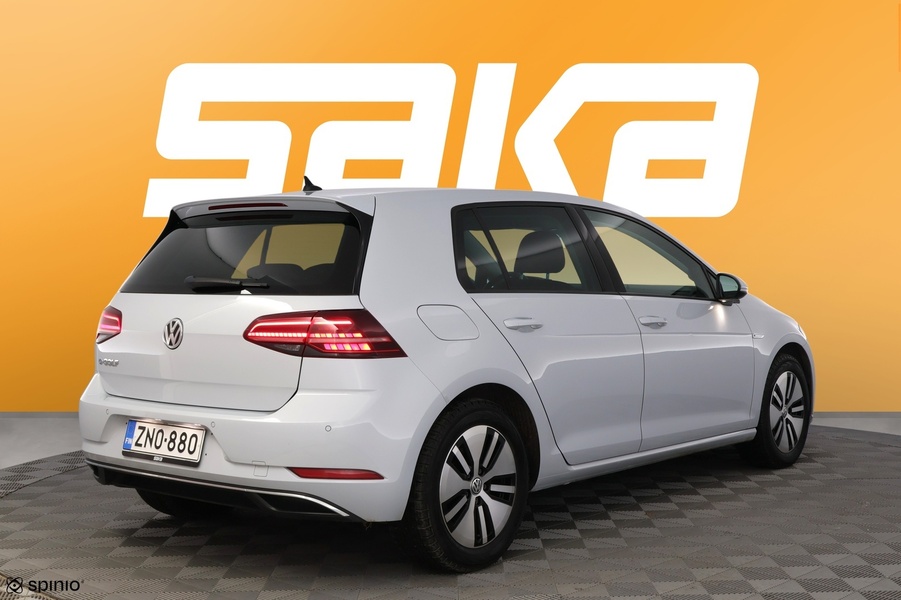 Volkswagen Golf vaihtoauto