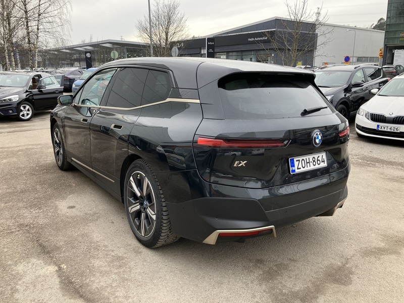 BMW iX vaihtoauto