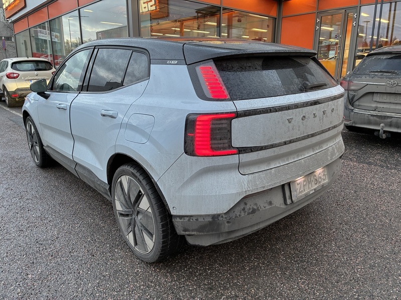 Volvo EX30 vaihtoauto