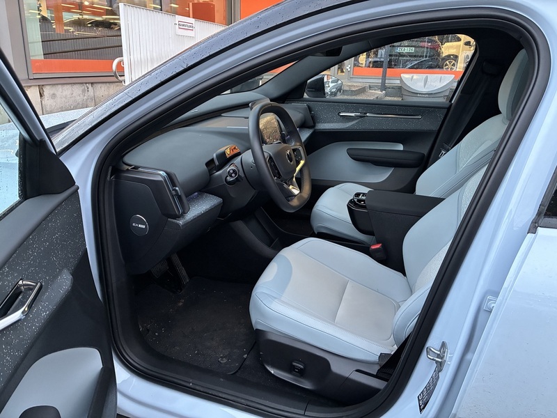 Volvo EX30 vaihtoauto