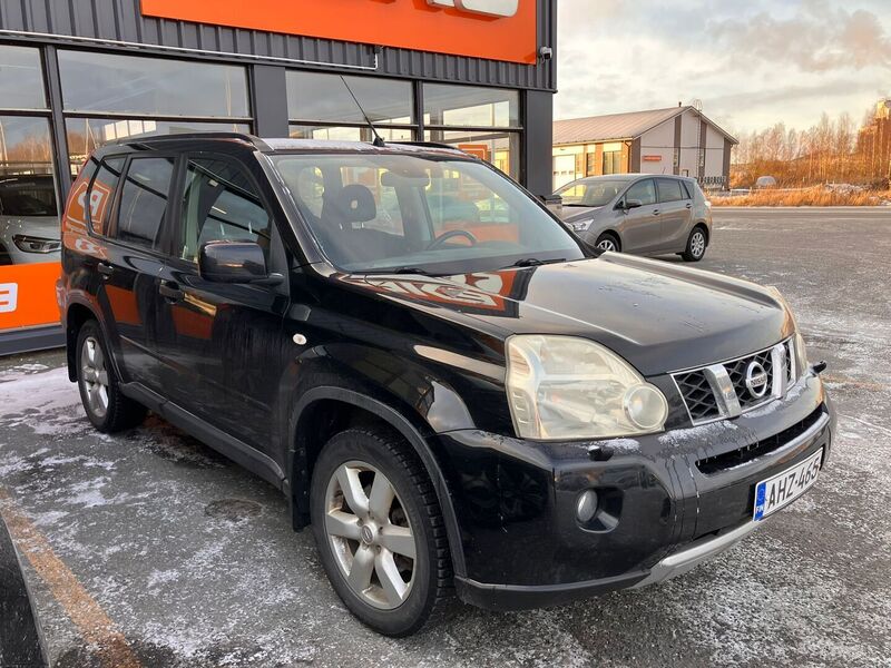 Nissan X-Trail vaihtoauto