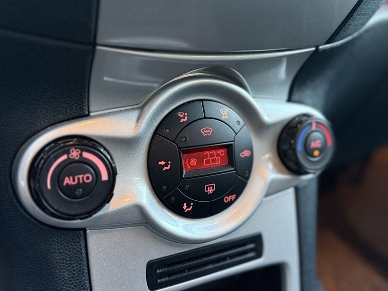 Ford Fiesta vaihtoauto