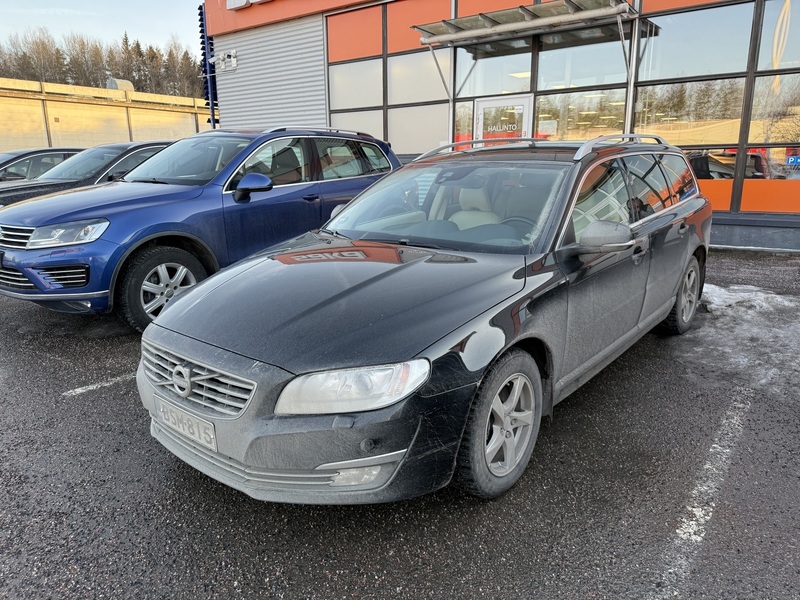 Volvo V70 vaihtoauto