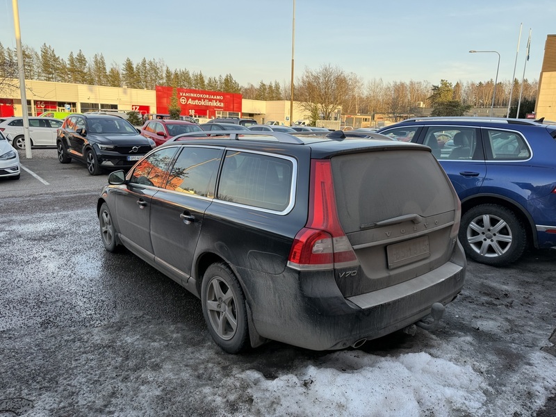 Volvo V70 vaihtoauto