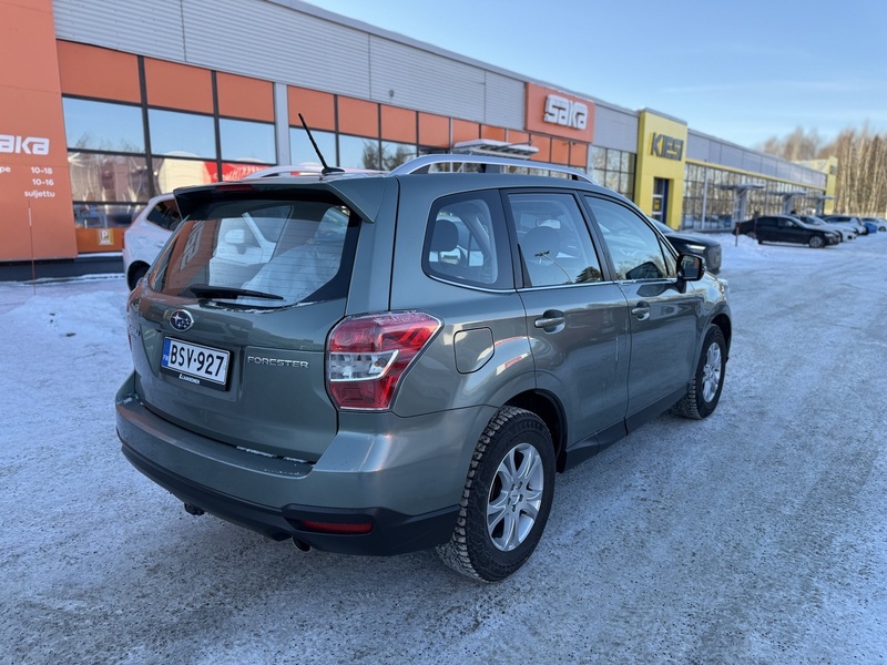 Subaru Forester vaihtoauto
