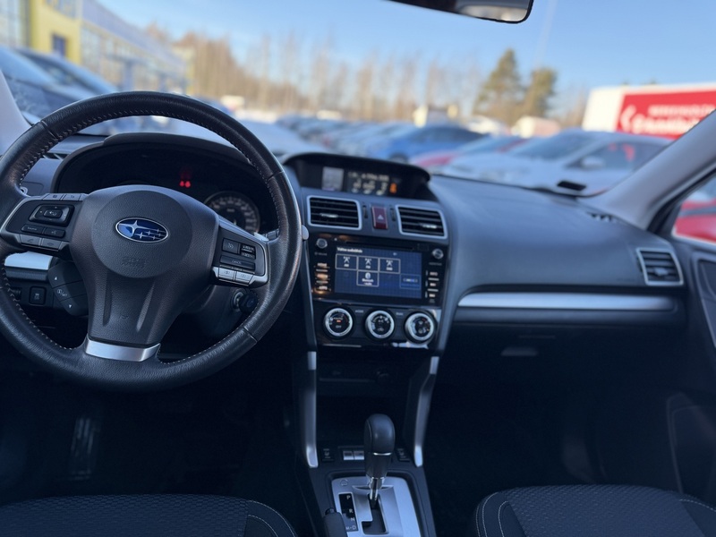 Subaru Forester vaihtoauto