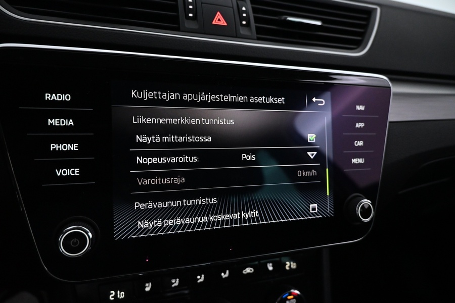 Skoda Superb vaihtoauto