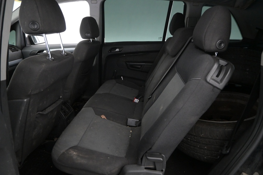 Opel Zafira vaihtoauto