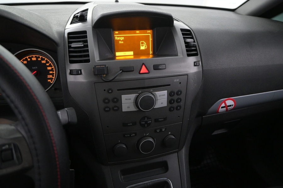 Opel Zafira vaihtoauto