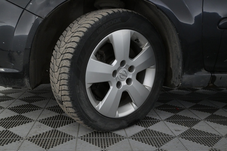 Opel Zafira vaihtoauto