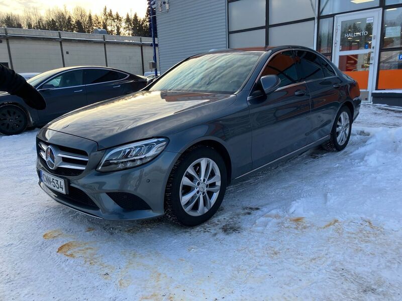 Mercedes-Benz C vaihtoauto