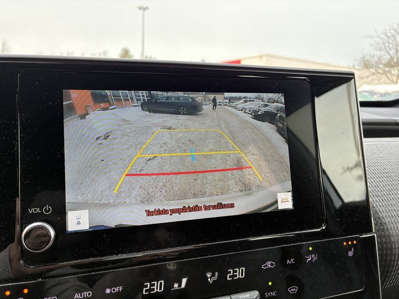 Toyota bZ4X vaihtoauto