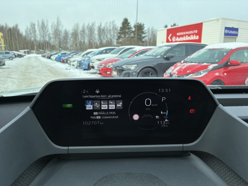 Toyota bZ4X vaihtoauto