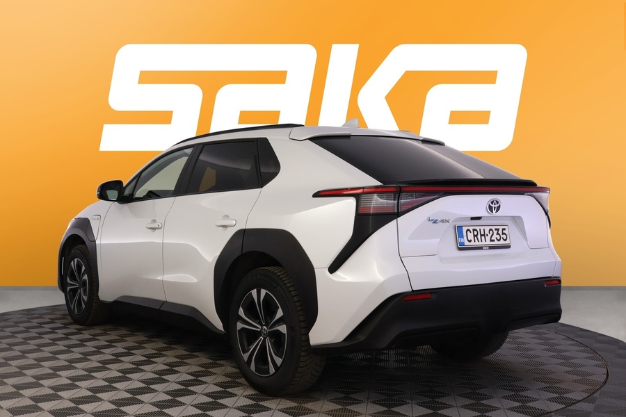 Toyota bZ4X vaihtoauto