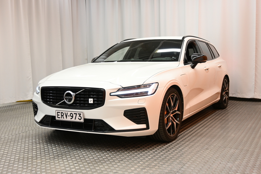 Volvo V60 vaihtoauto