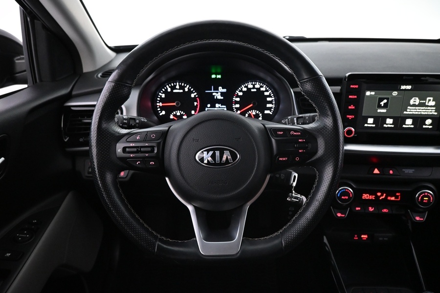 Kia Stonic vaihtoauto