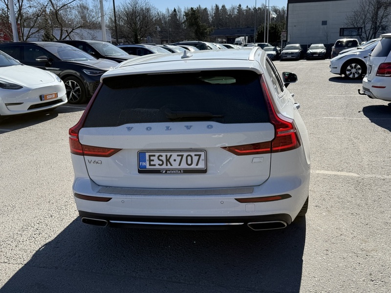 Volvo V60 vaihtoauto