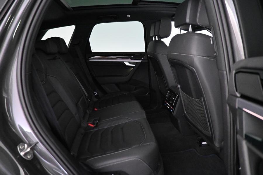 Volkswagen Touareg vaihtoauto