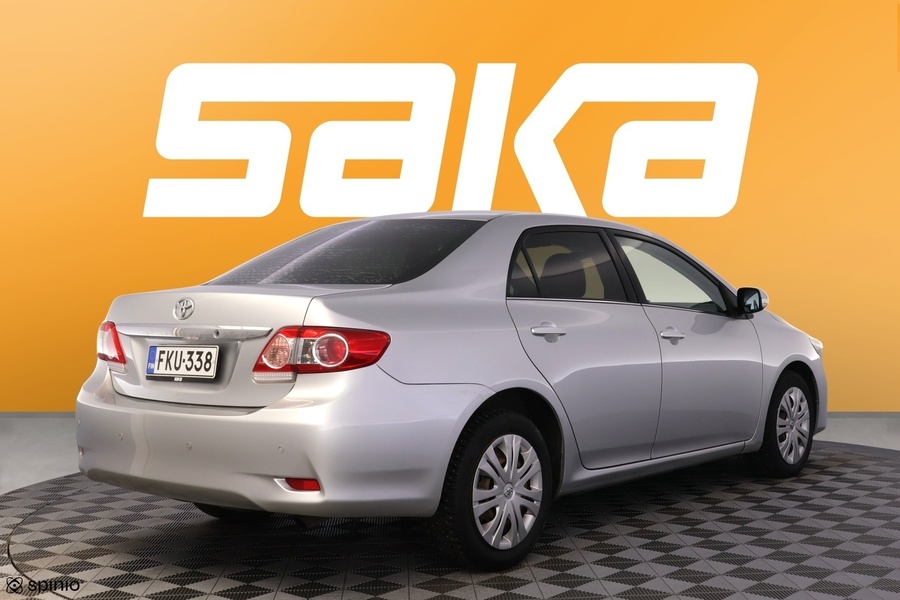 Toyota Corolla vaihtoauto