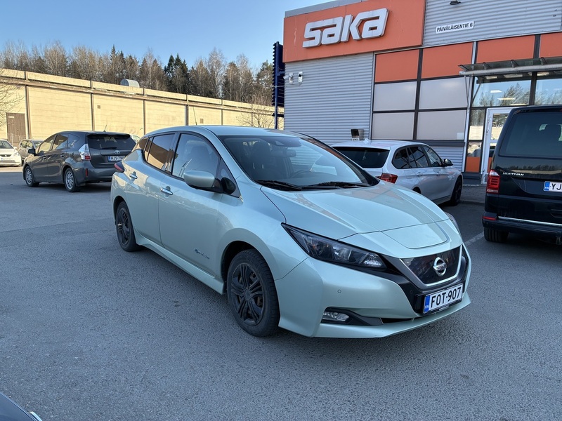 Nissan Leaf vaihtoauto