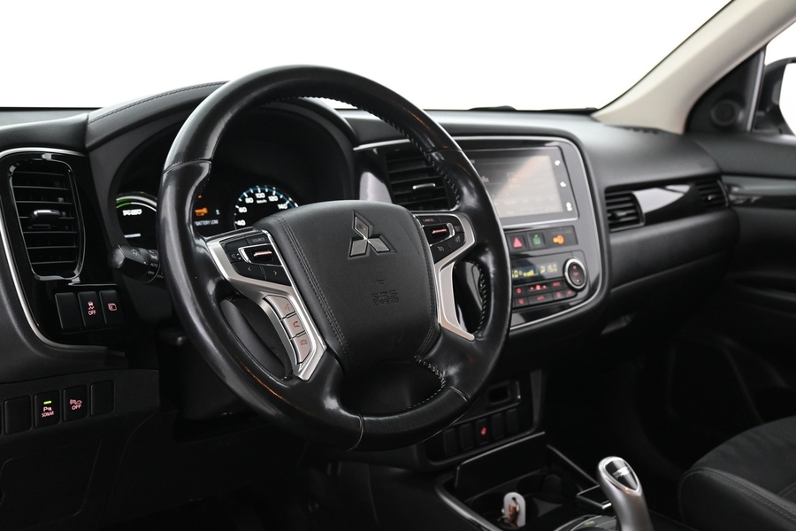 Mitsubishi Outlander vaihtoauto