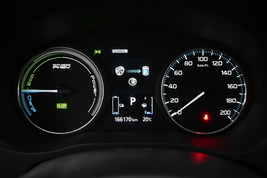 Mitsubishi Outlander vaihtoauto