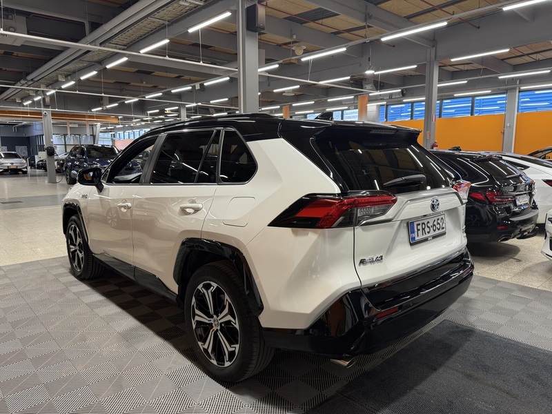 Toyota RAV4 vaihtoauto