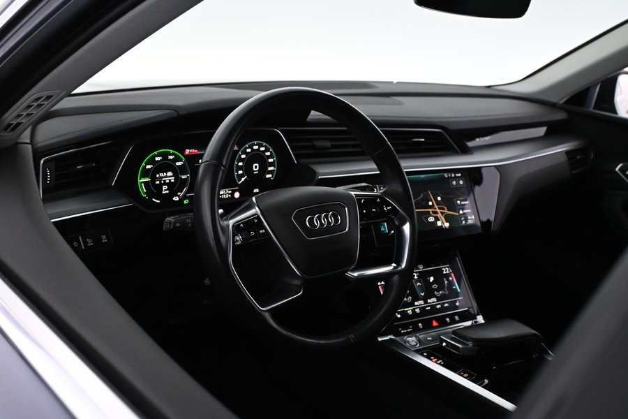 Audi e-tron vaihtoauto