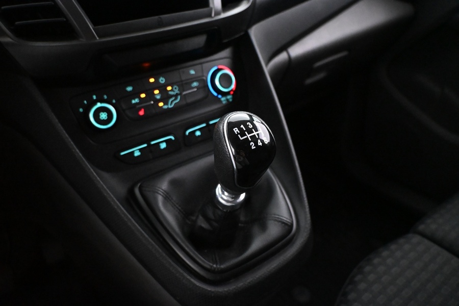 Ford Transit Connect vaihtoauto