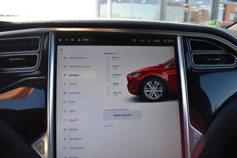 Tesla Model X vaihtoauto