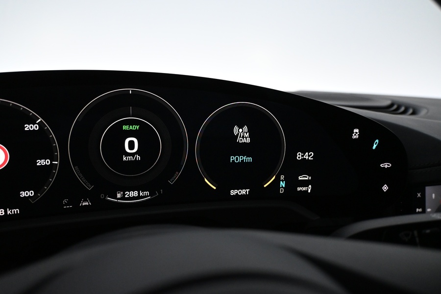 Porsche Taycan vaihtoauto