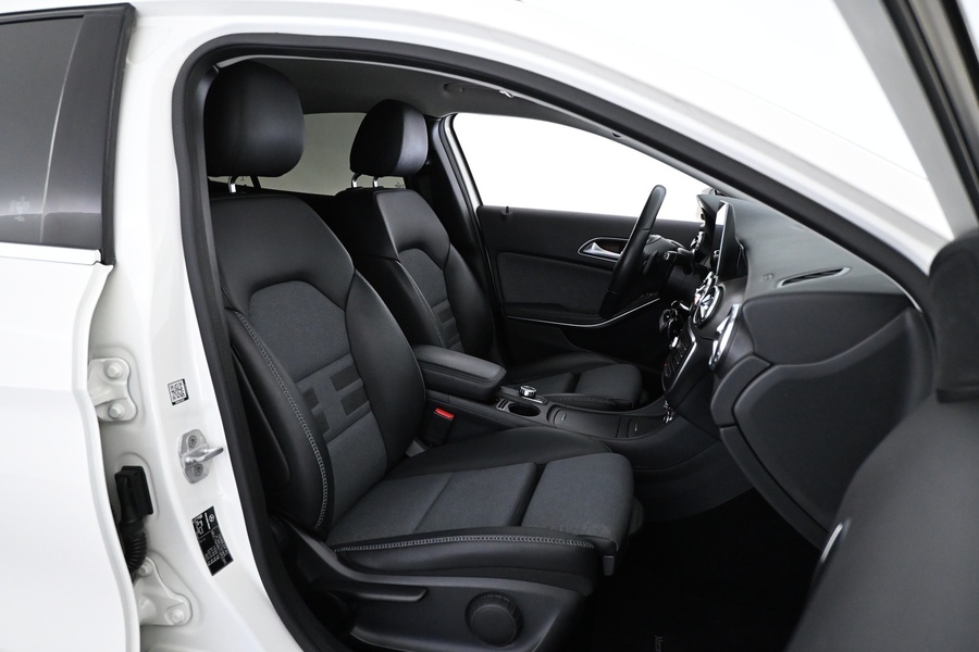 Mercedes-Benz GLA vaihtoauto