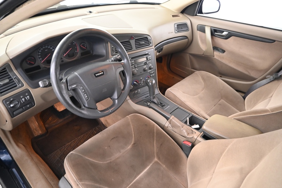 Volvo V70 vaihtoauto