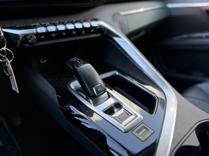 Peugeot 5008 vaihtoauto