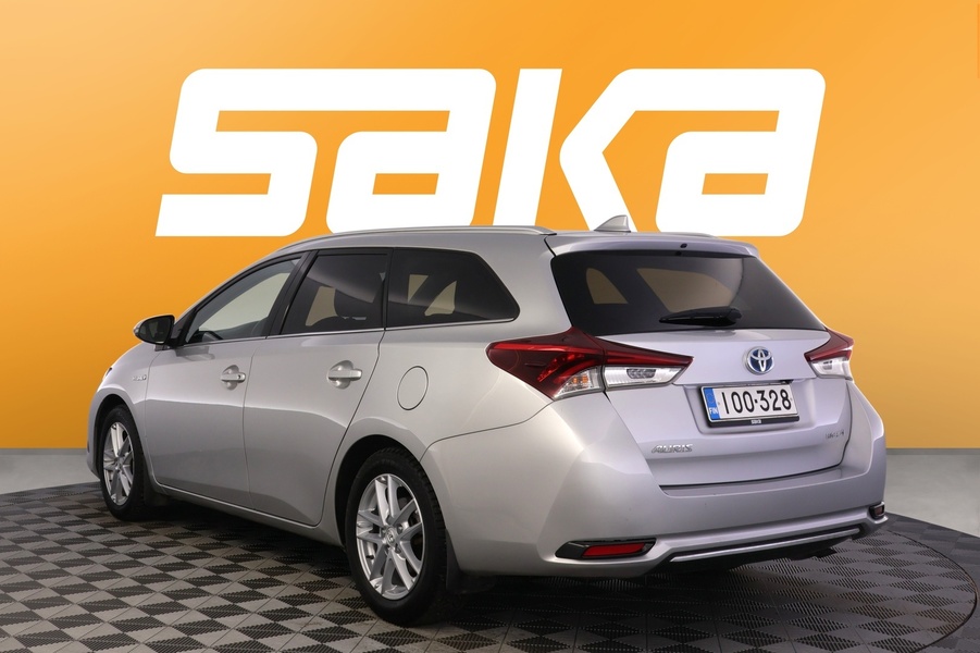 Toyota Auris vaihtoauto