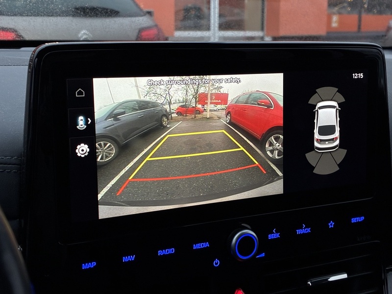 Hyundai IONIQ hybrid vaihtoauto