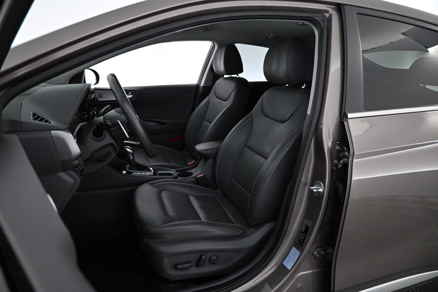 Hyundai IONIQ hybrid vaihtoauto