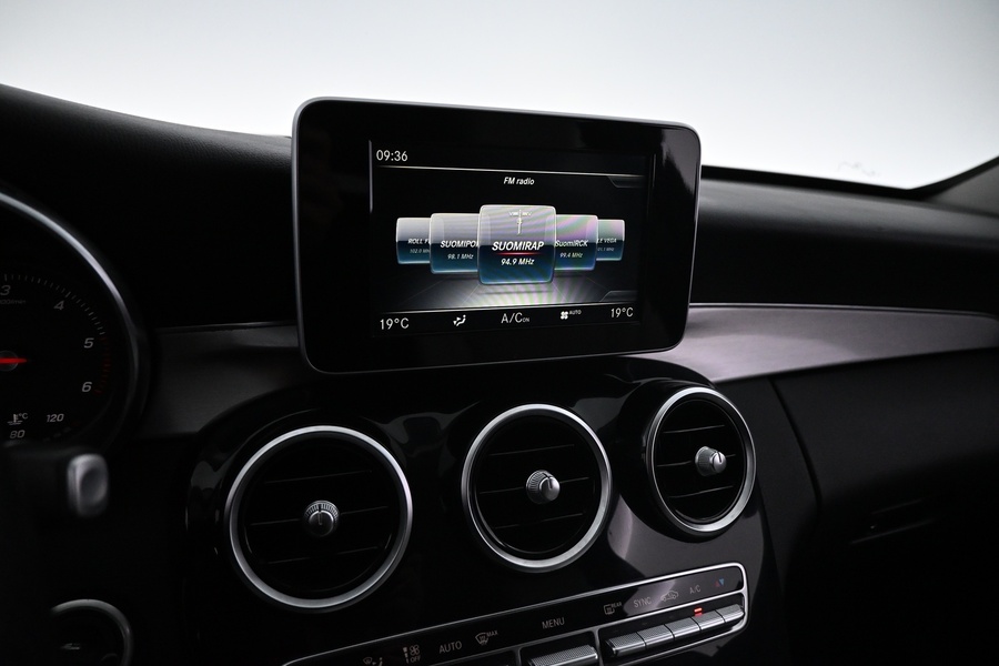 Mercedes-Benz C vaihtoauto