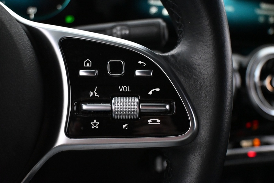 Mercedes-Benz EQA vaihtoauto