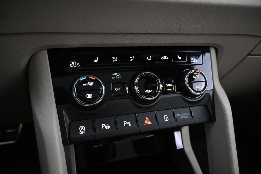 Skoda Karoq vaihtoauto