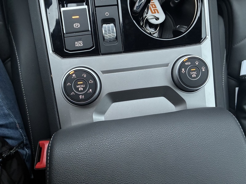 Volkswagen Touareg vaihtoauto