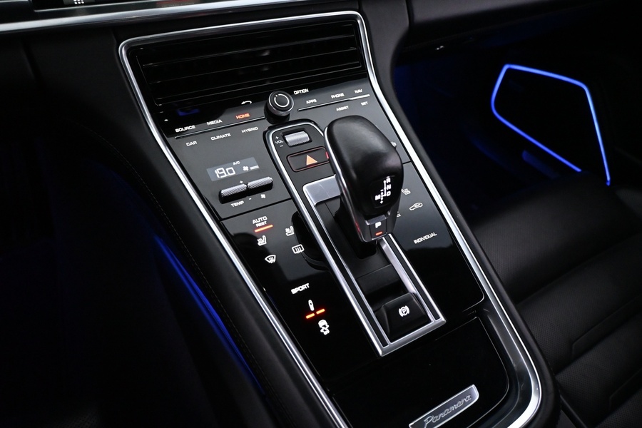 Porsche Panamera vaihtoauto
