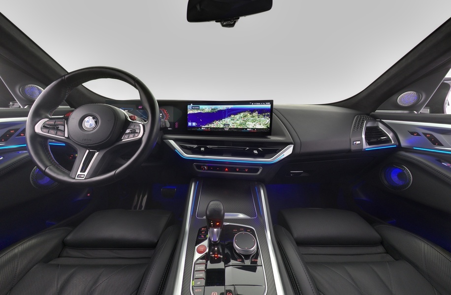 BMW XM vaihtoauto