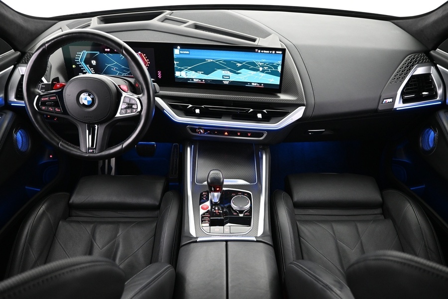 BMW XM vaihtoauto
