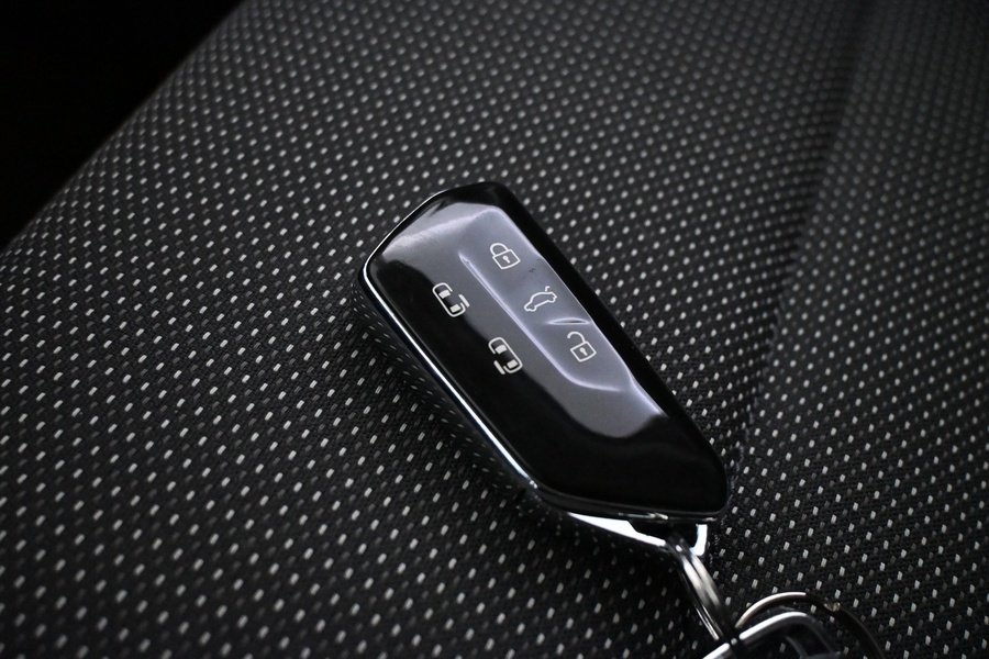 Volkswagen Multivan vaihtoauto