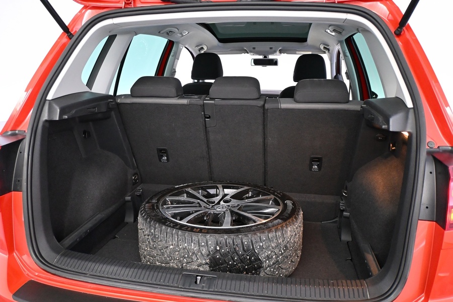 Volkswagen Golf Sportsvan vaihtoauto